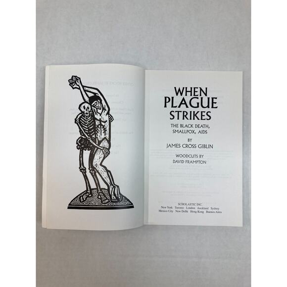 When Plague Strikes by James Giblin 1995 Paperback Scholastic Ex-Library - Picture 8 of 12